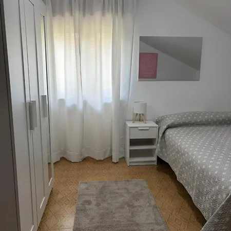 Dalla Ida Apartamento