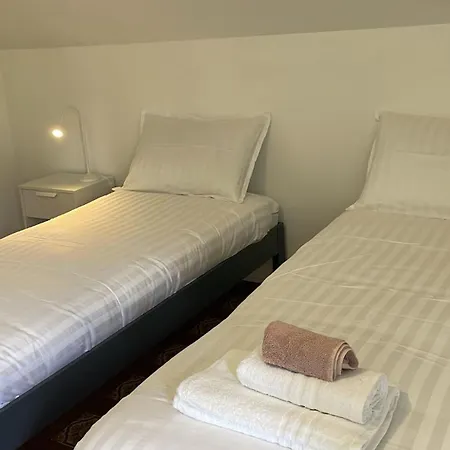 Dalla Ida Apartamento